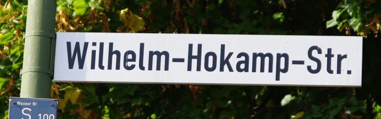 Straßenschild Wilhelm-Hokamp-Straße