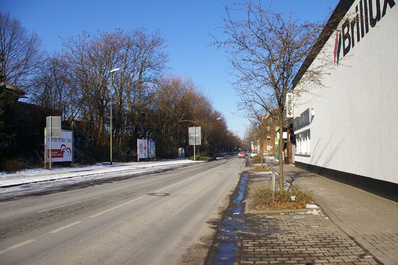 Schwarzer Weg von der Alleestraße Richtung Neue Bahnhofstraße