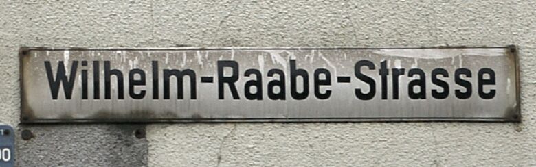 Straßenschild Wilhelm-Raabe-Straße