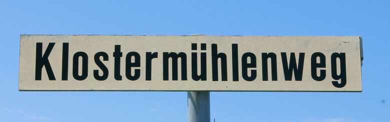 Straßenschild Klostermühlenweg
