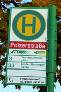 Haltestellenschild Pelzerstraße