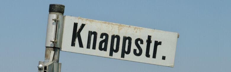 Straßenschild Knappstraße