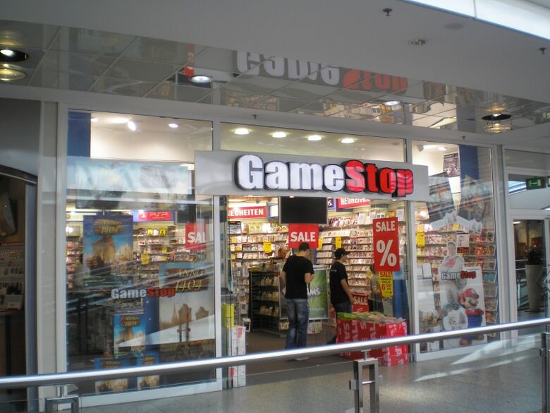 Ladenlokal Game Stop auf der ersten Ebene im Allee-Center