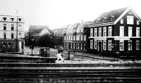 Datei:Bahnhofstrasse 1900 1.jpg