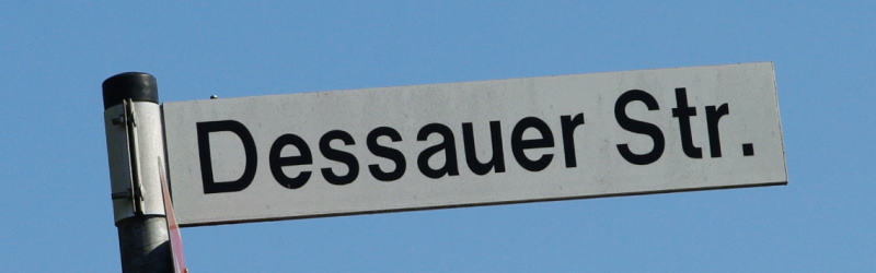 Datei:Strassenschild Dessauer Strasse.jpg