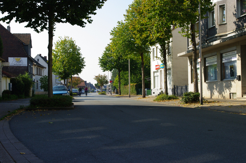 Datei:Ostfeldstrasse01.jpg