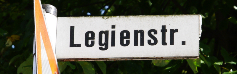 Datei:Strassenschild Legienstrasse.jpg