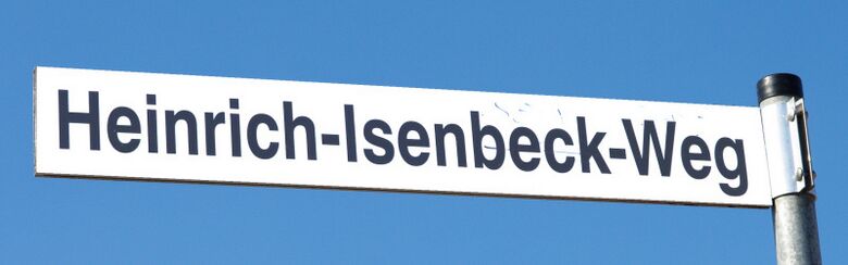 Straßenschild Heinrich-Isenbeck-Weg