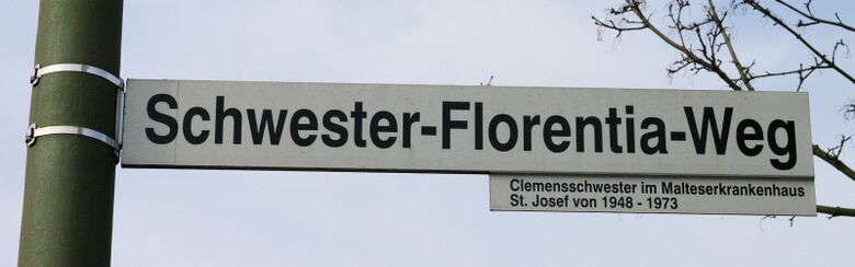 Straßenschild Schwester-Florentia-Weg