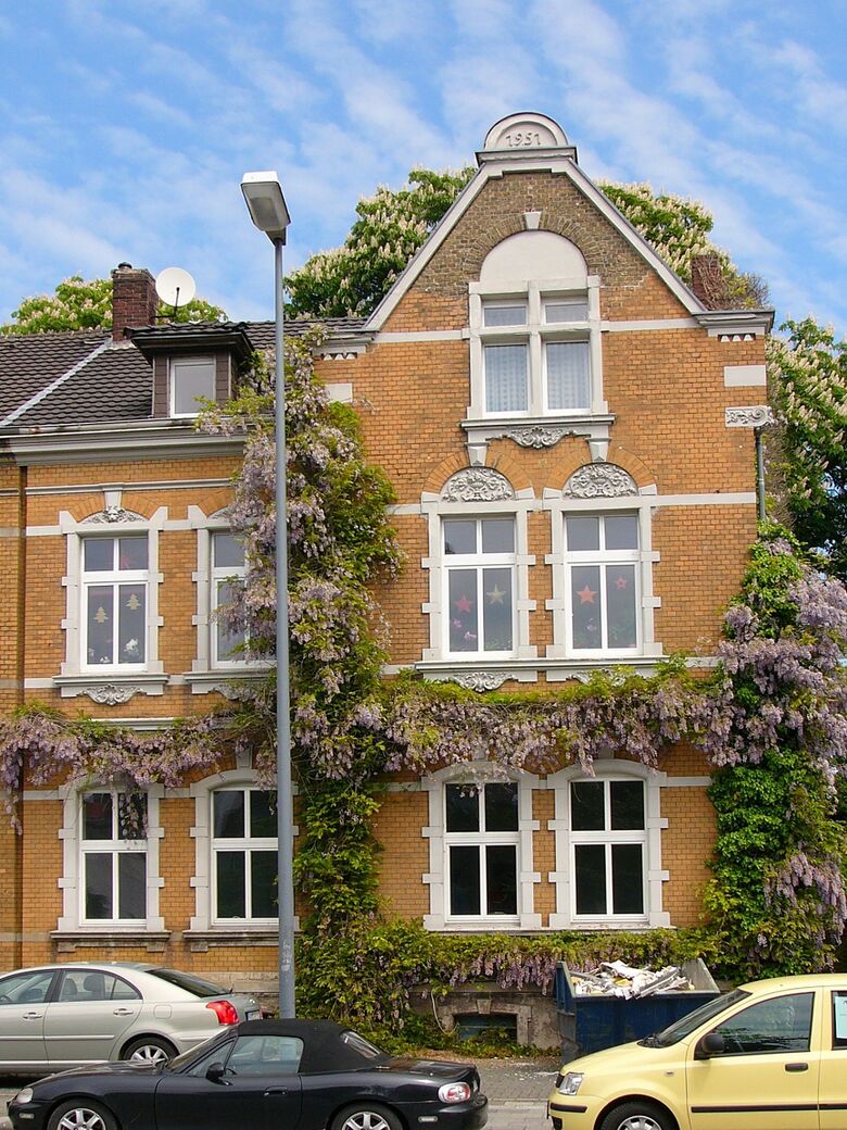 Wohnhaus (Baudenkmal) Bismarckstraße 30