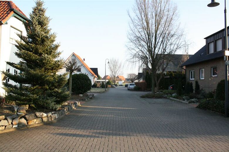 Ulmenstraße - Blick nach Osten in eine private Sackgasse