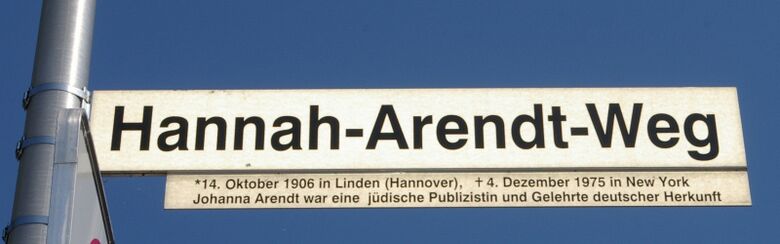 Straßenschild Hannah-Arendt-Weg