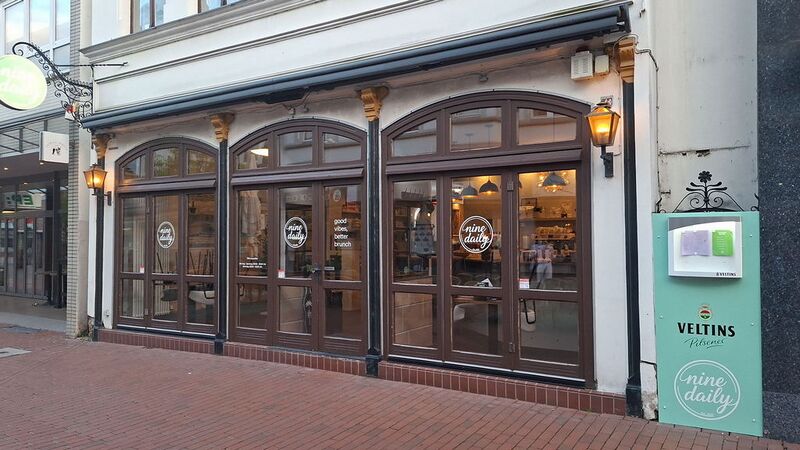 Datei:Nine Daily01.jpg