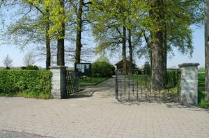 Katholischer Friedhof Kreuzkamp01.jpg