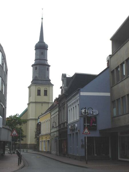 Datei:Martin Luther Straße 2007.jpg
