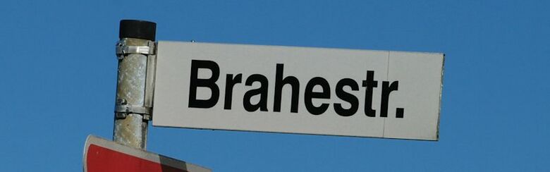Straßenschild Brahestraße