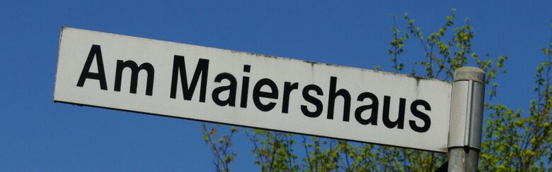 Straßenschild Am Maiershaus