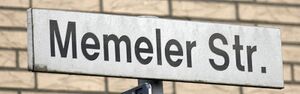 Straßenschild Memeler Straße