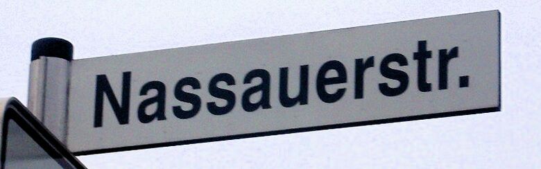 Straßenschild Nassauerstraße