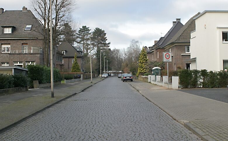 Elchstraße von der Ostenallee aus