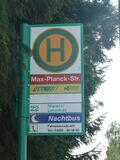 Haltestellenschild Max-Planck-Straße
