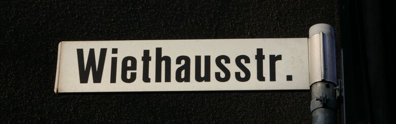 Straßenschild Wiethausstraße