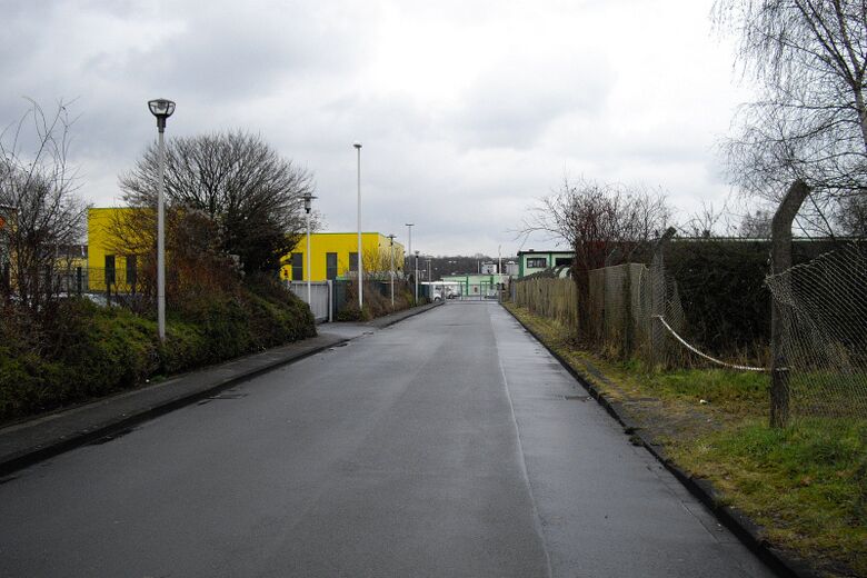 Schildkamp vom Hellweg aus