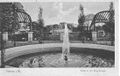 Brunnenanlage vor dem Eingang zum Rosengarten, Aufnahme vor 1919