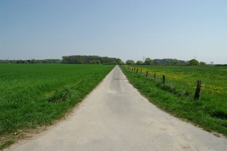 Straße-UE105 von der Straße-UE85 aus