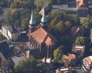 Luftbild Pfarrkirche St Stephanus.jpg
