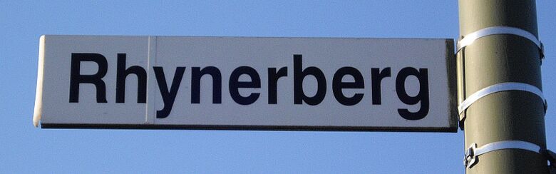 Straßenschild Rhynerberg