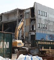 Kaufhalle Abriss 05 05 5.jpg