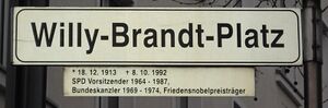 Straßenschild Willy-Brandt-Platz