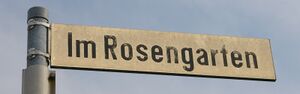 Straßenschild Im Rosengarten