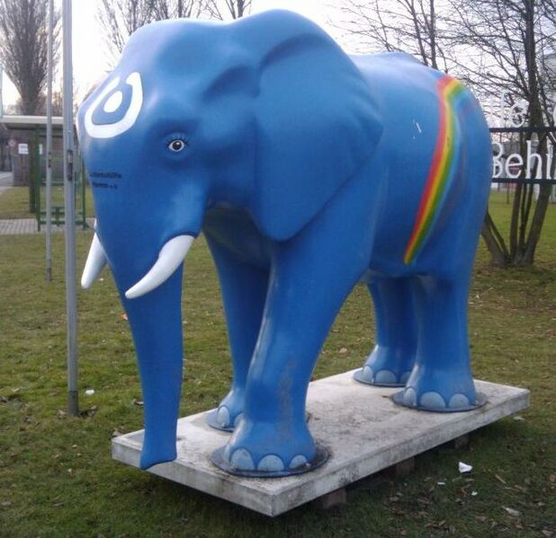 Datei:Elefant 2009 37.jpg