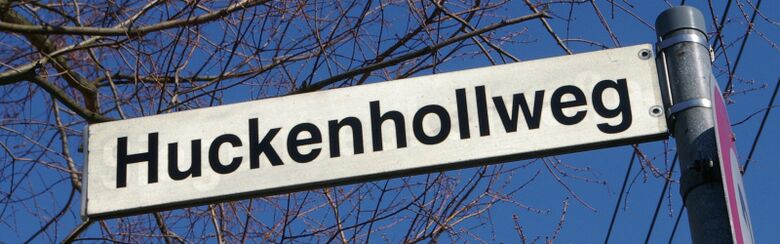 Straßenschild Huckenhollweg
