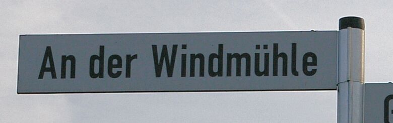 Straßenschild An der Windmühle