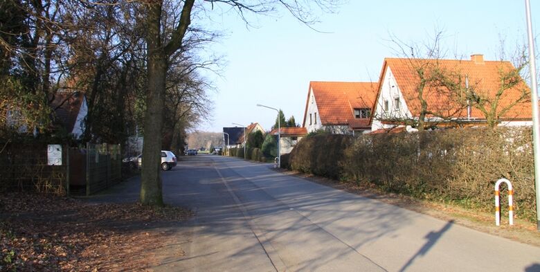 Am Sportplatz Ecke An der Lohschule Richtung Tünner Blick