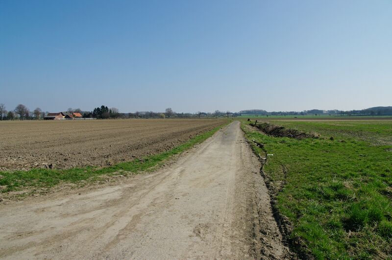 Datei:Strasse PE18 04.jpg