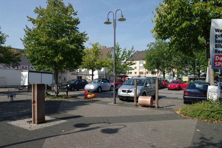 Wiescherhöfener Markt an der Heinrichstraße