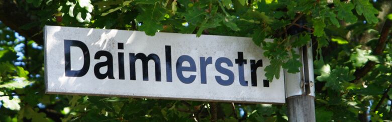Straßenschild Daimlerstraße