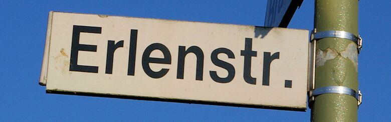 Straßenschild Erlenstraße