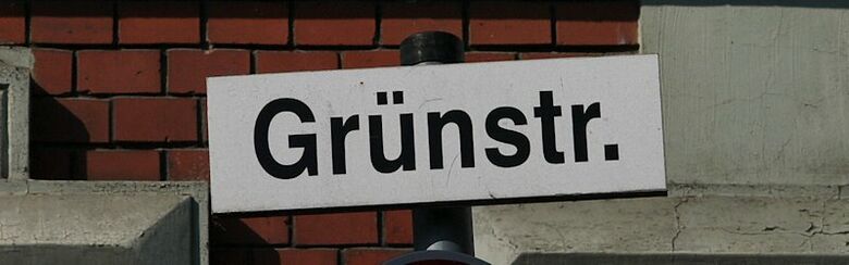 Straßenschild Grünstraße