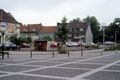 Westhofenstraße in den 1990er Jahren vom Martin-Luther-Platz aus - vor Bau des HBG-Komplexes