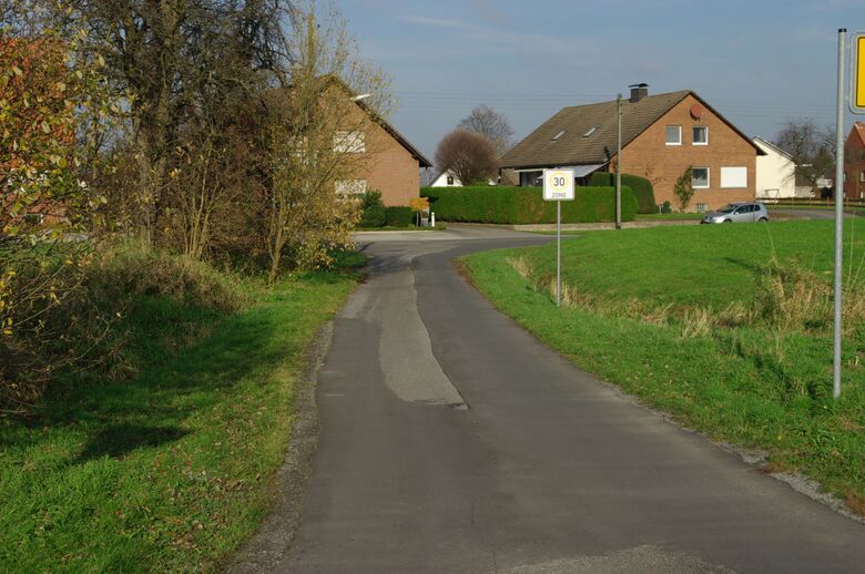 Straße-RH73 von der Berkenstraße aus