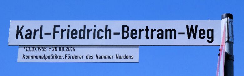 Straßenschild Karl-Friedrich-Bertram-Weg