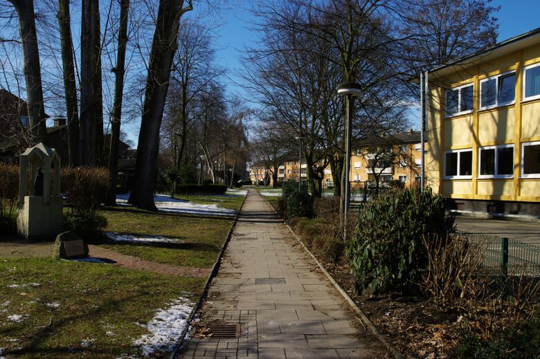 Rudolf-Salchow-Weg von der Friedrich-Ebert-Straße Richtung Hagenstraße