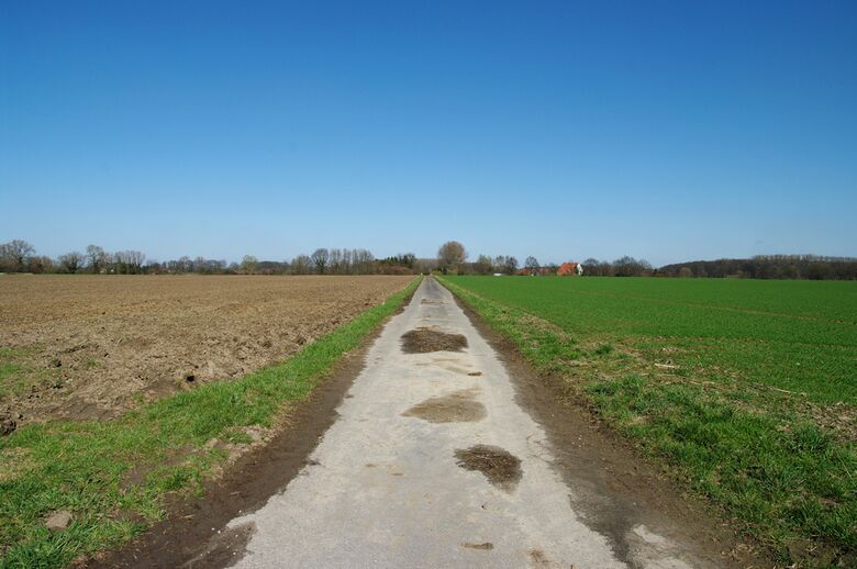 Straße-RH87 vom Caldenhofer Weg aus