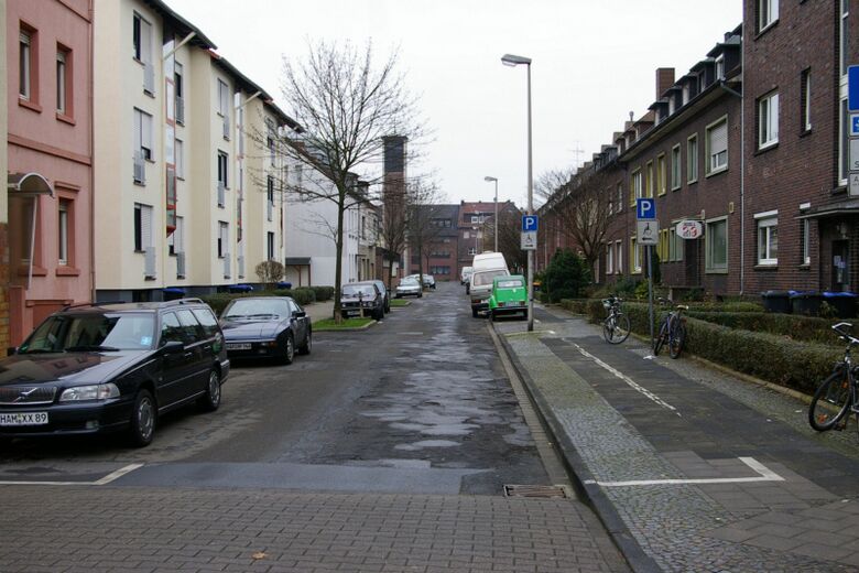 Taubenstraße von der Schillerstraße aus