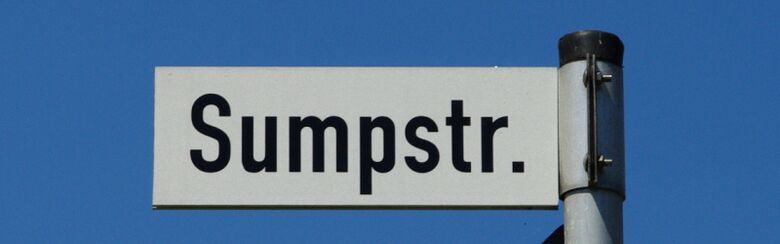 Straßenschild Sumpstraße